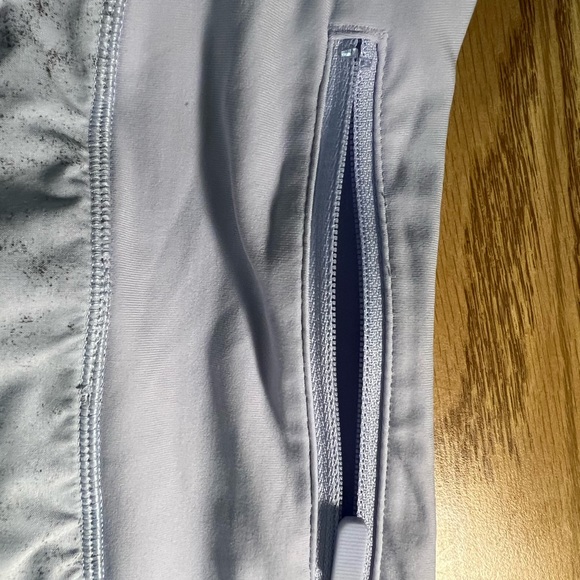 Lululemon Speed Up Mid-Rise Lined Short 4” - Picture 4 of 8